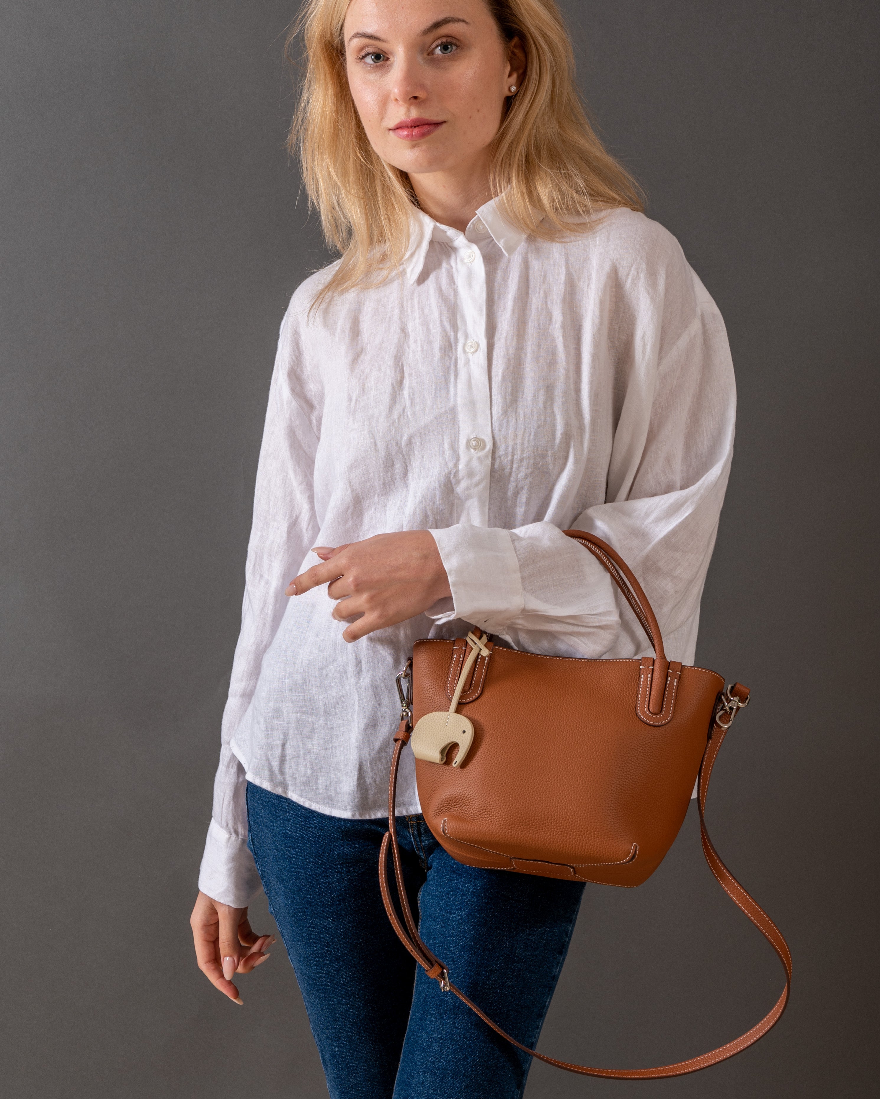 Elara - Ladies Leather bucket bag