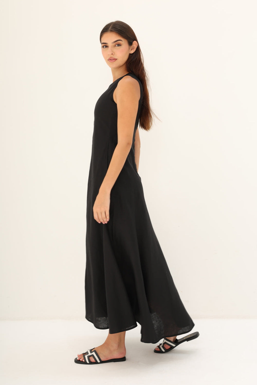 Black Linen Sleeveless A-Line Midi Dress