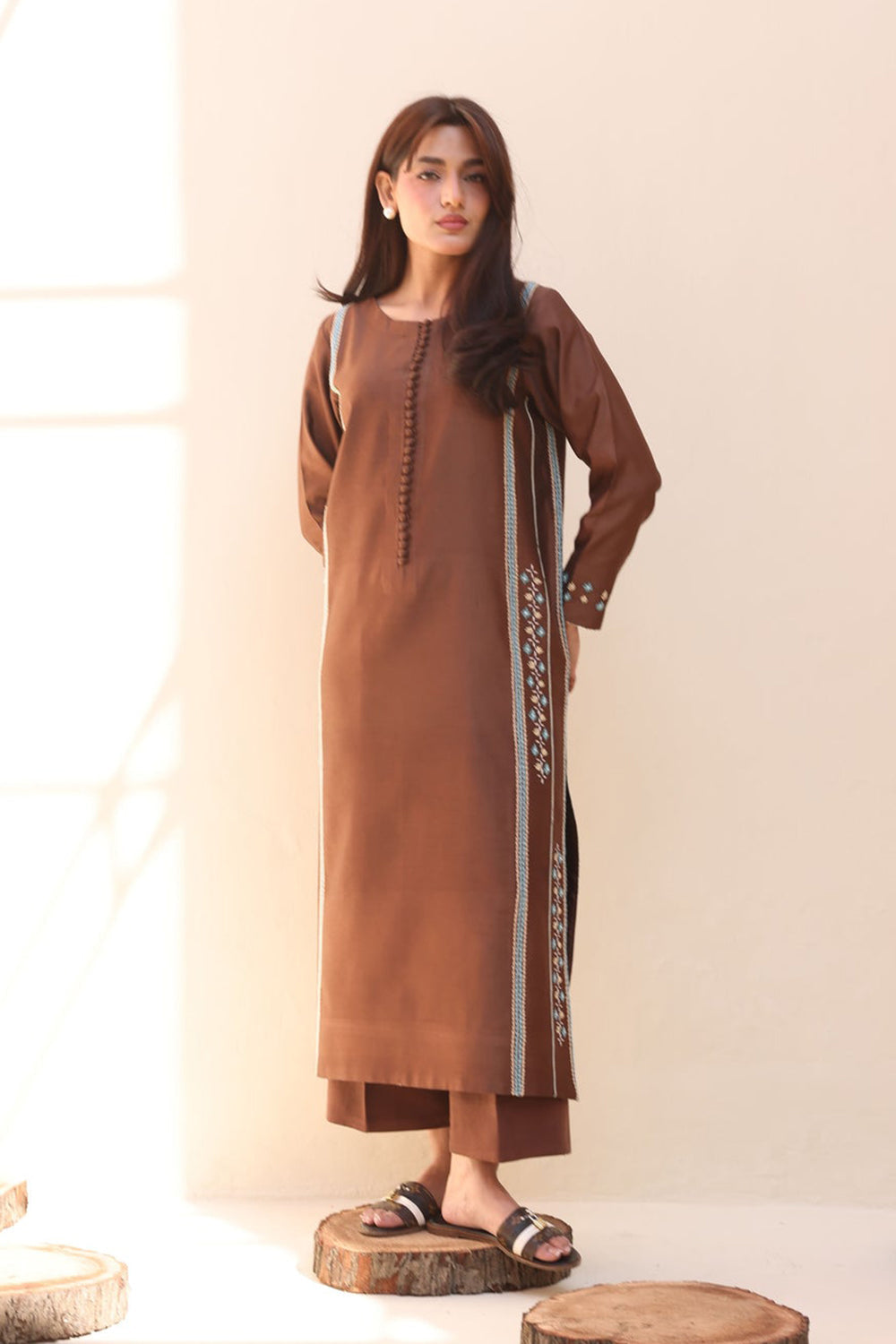 Cocoa Straight Kurta with Subtle Thread Work