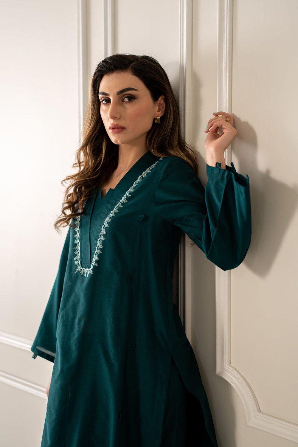 Emerald Dusk Embroidered Kurta Trouser Set