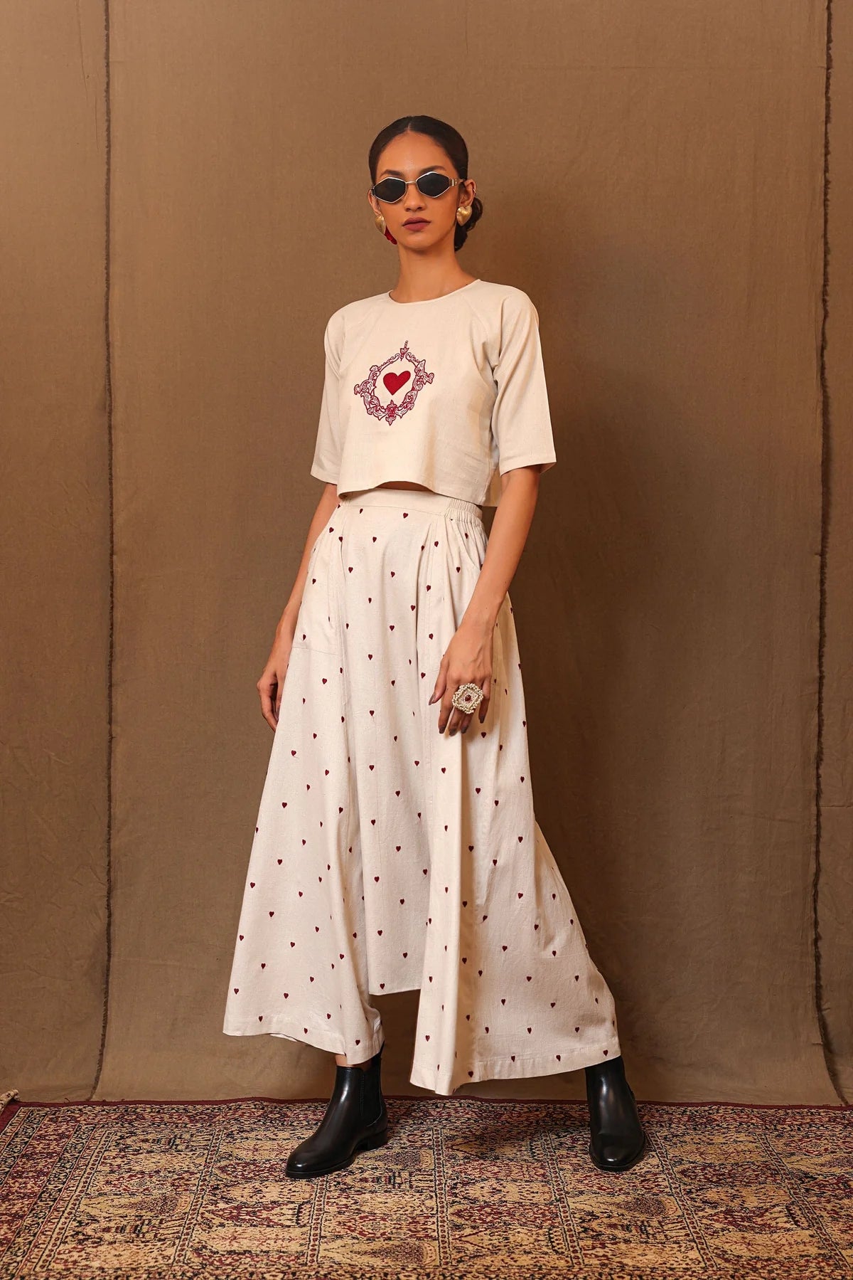 Off-White Solo EMB Heart crop Top