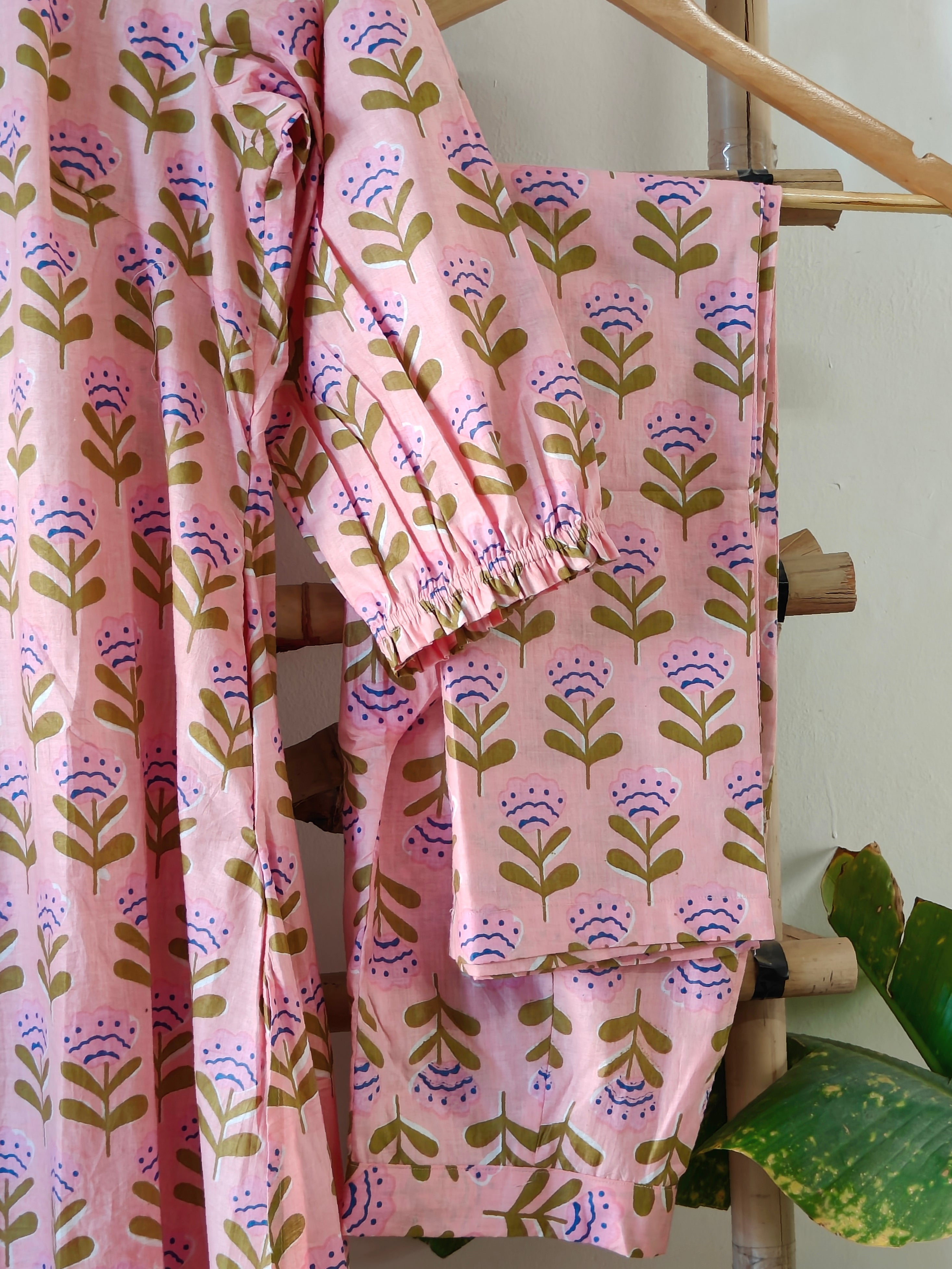 Pink Posies Kurta Set (Set of 2)