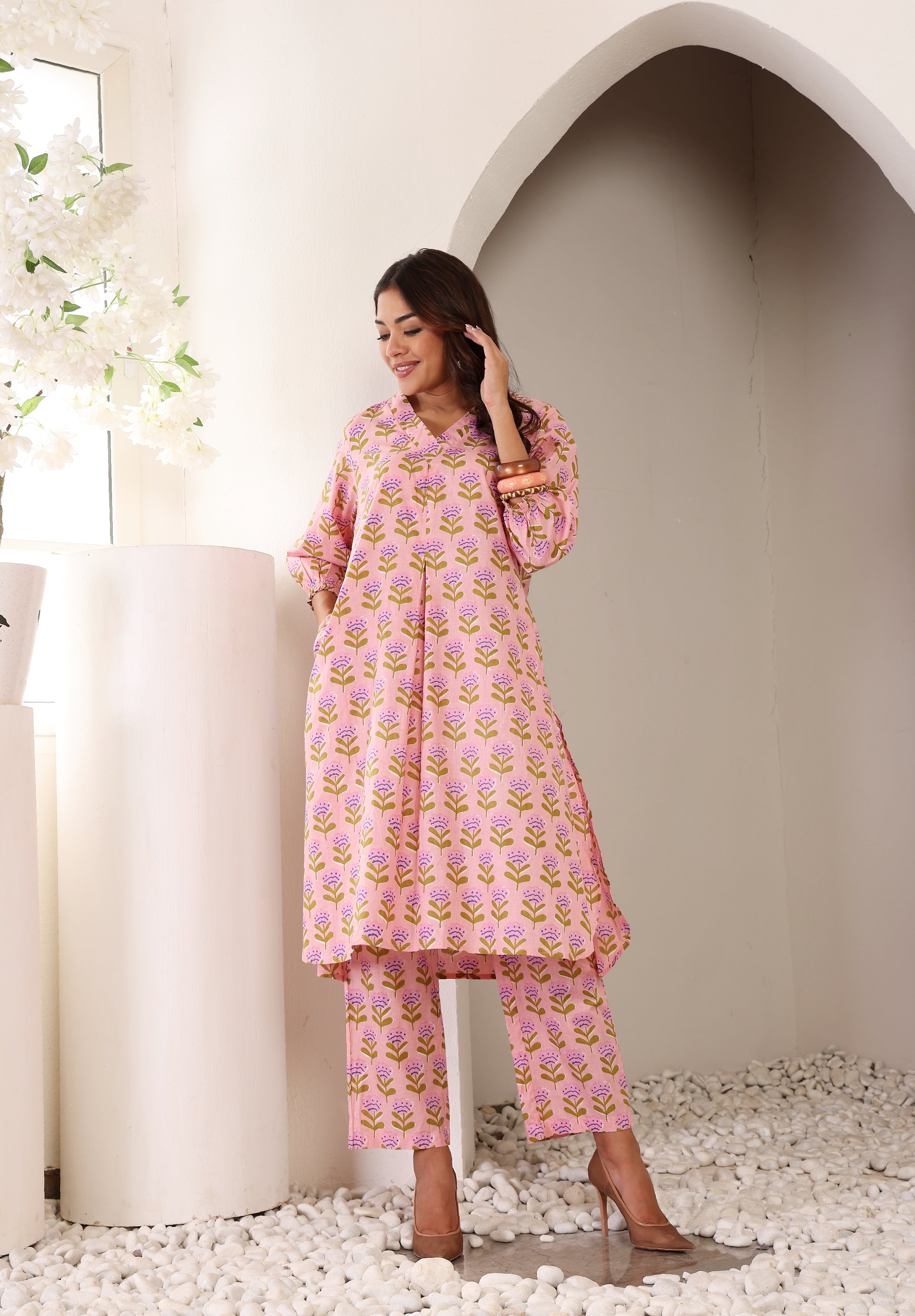 Pink Posies Kurta Set (Set of 2)
