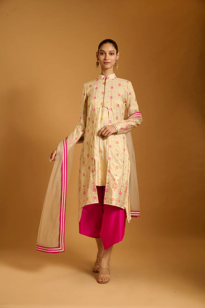 Trifecta fuchsia bootie achkan