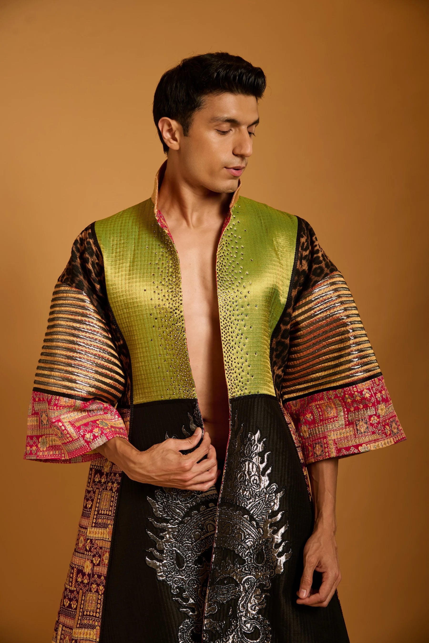 Trifecta paneled kimono