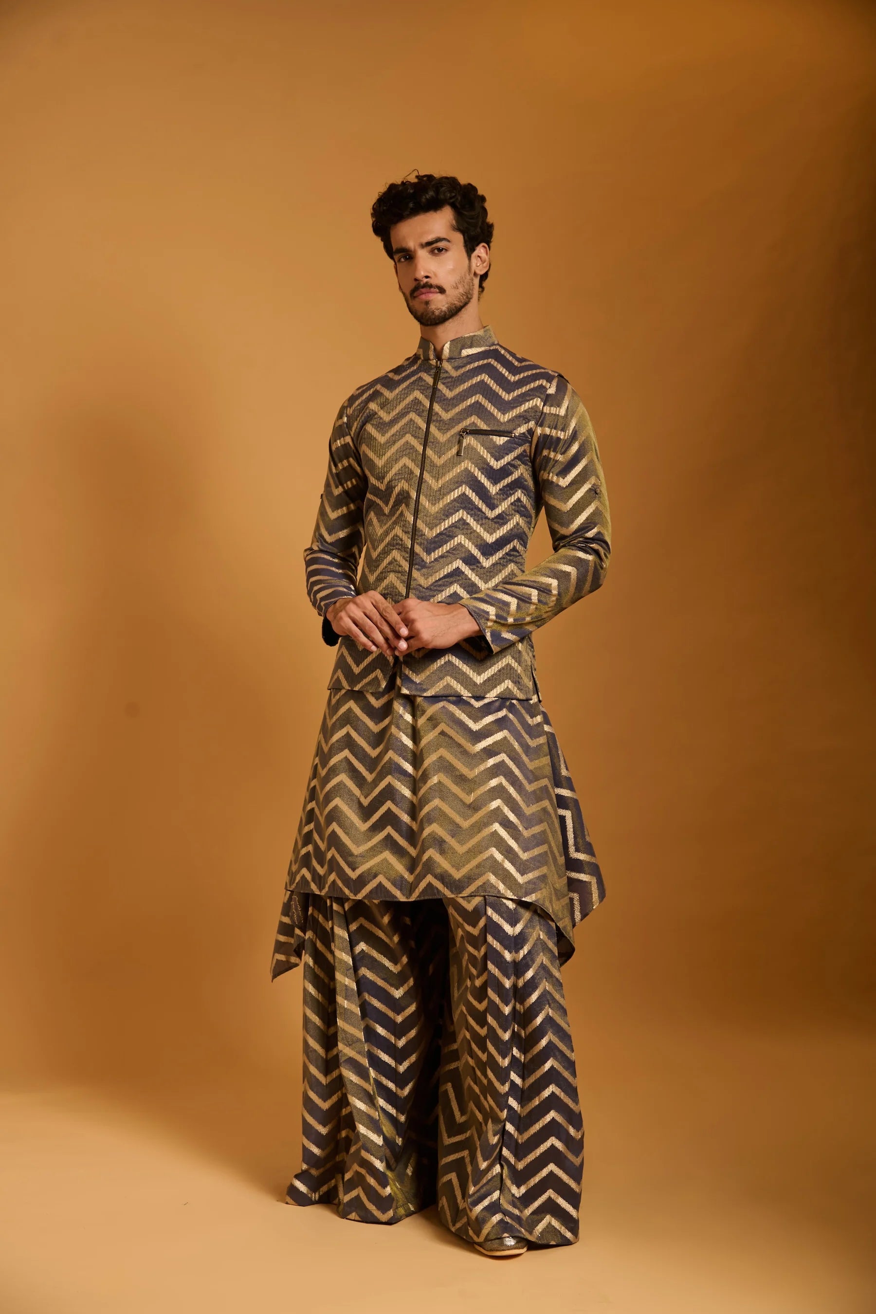 Trifecta charcoal chevron bandi set