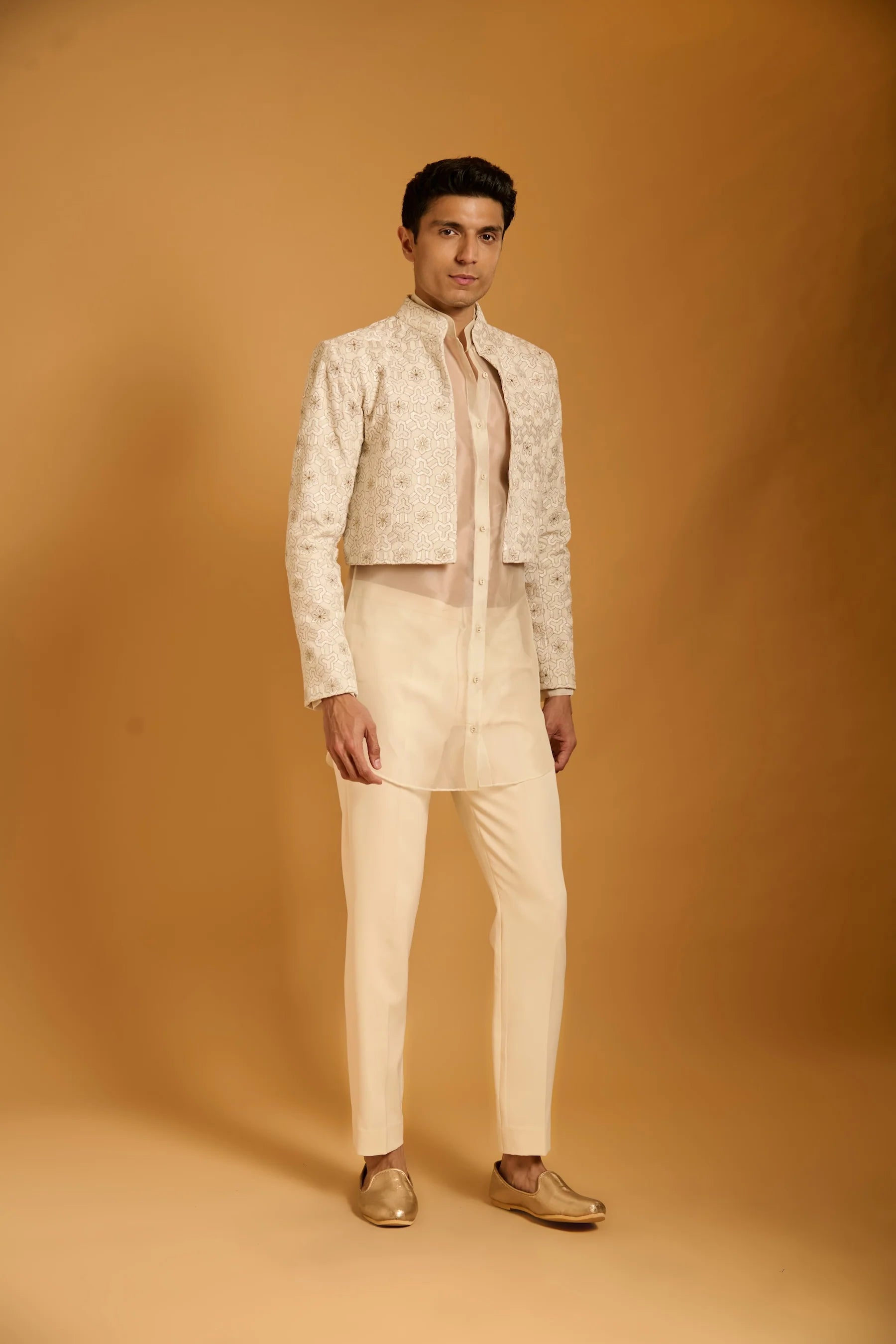 Trifecta ivory honeycomb crop jacket