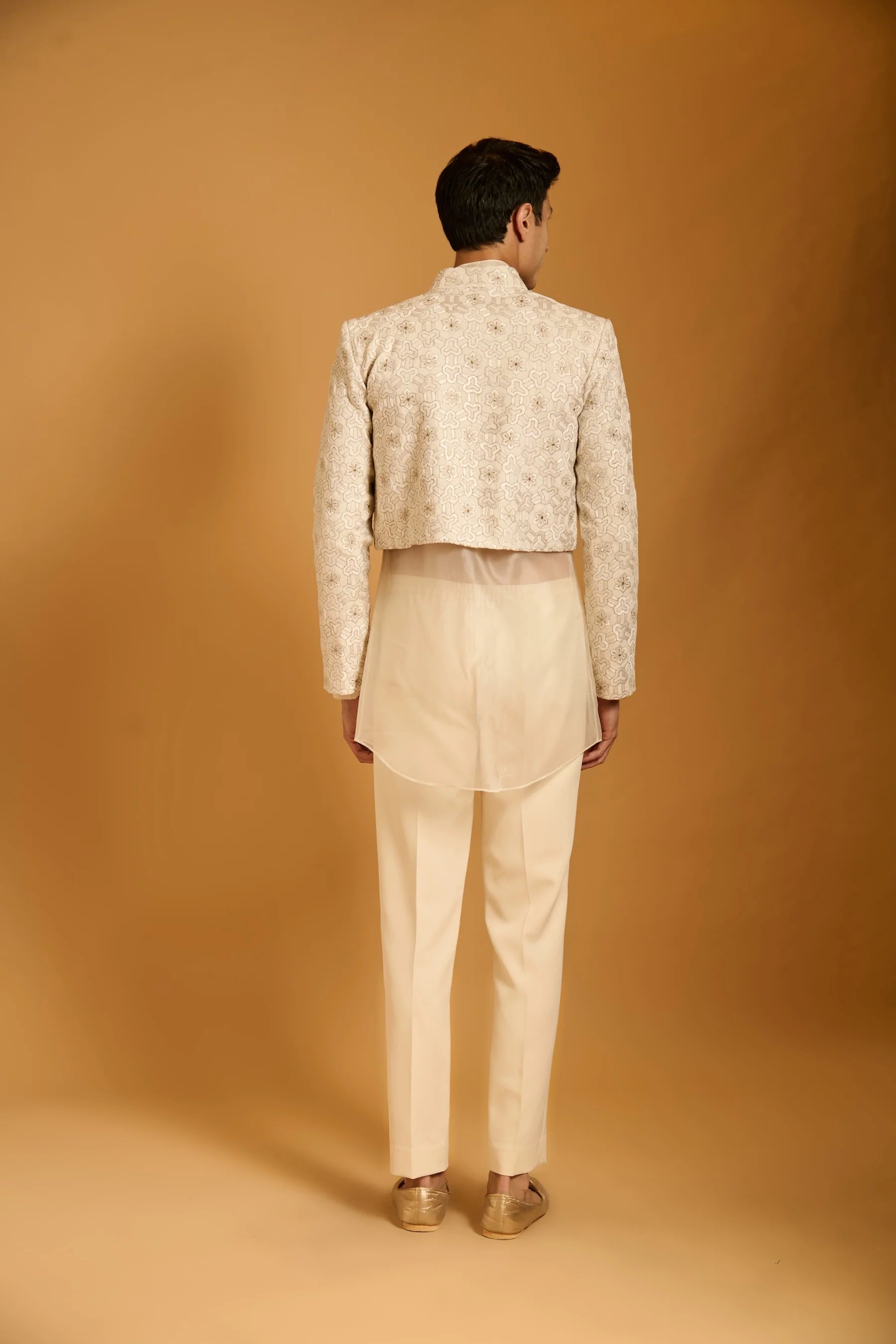 Trifecta ivory honeycomb crop jacket