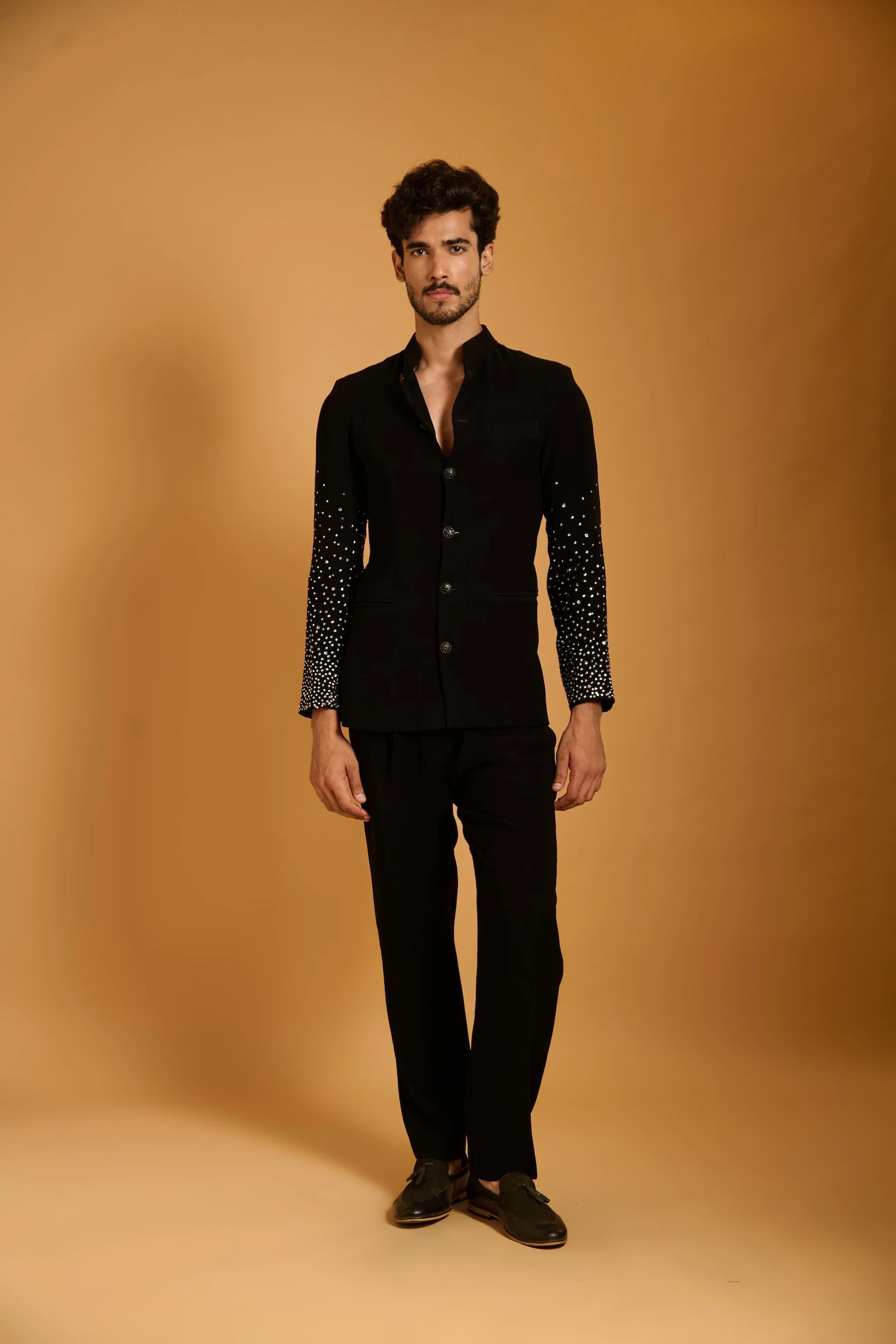 Trifecta black silver crystal bandha gala