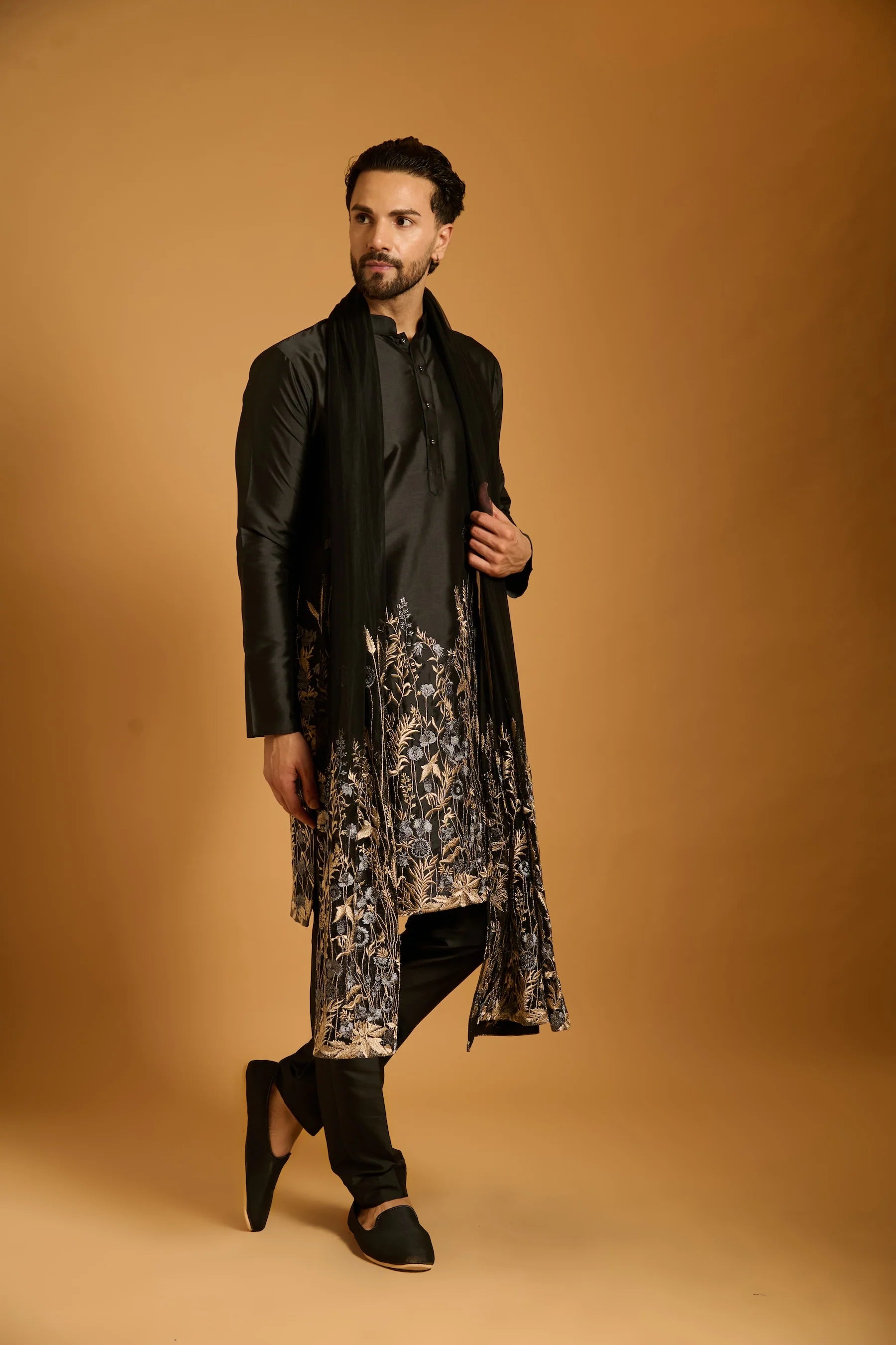 Trifecta black zari farmstead kurta