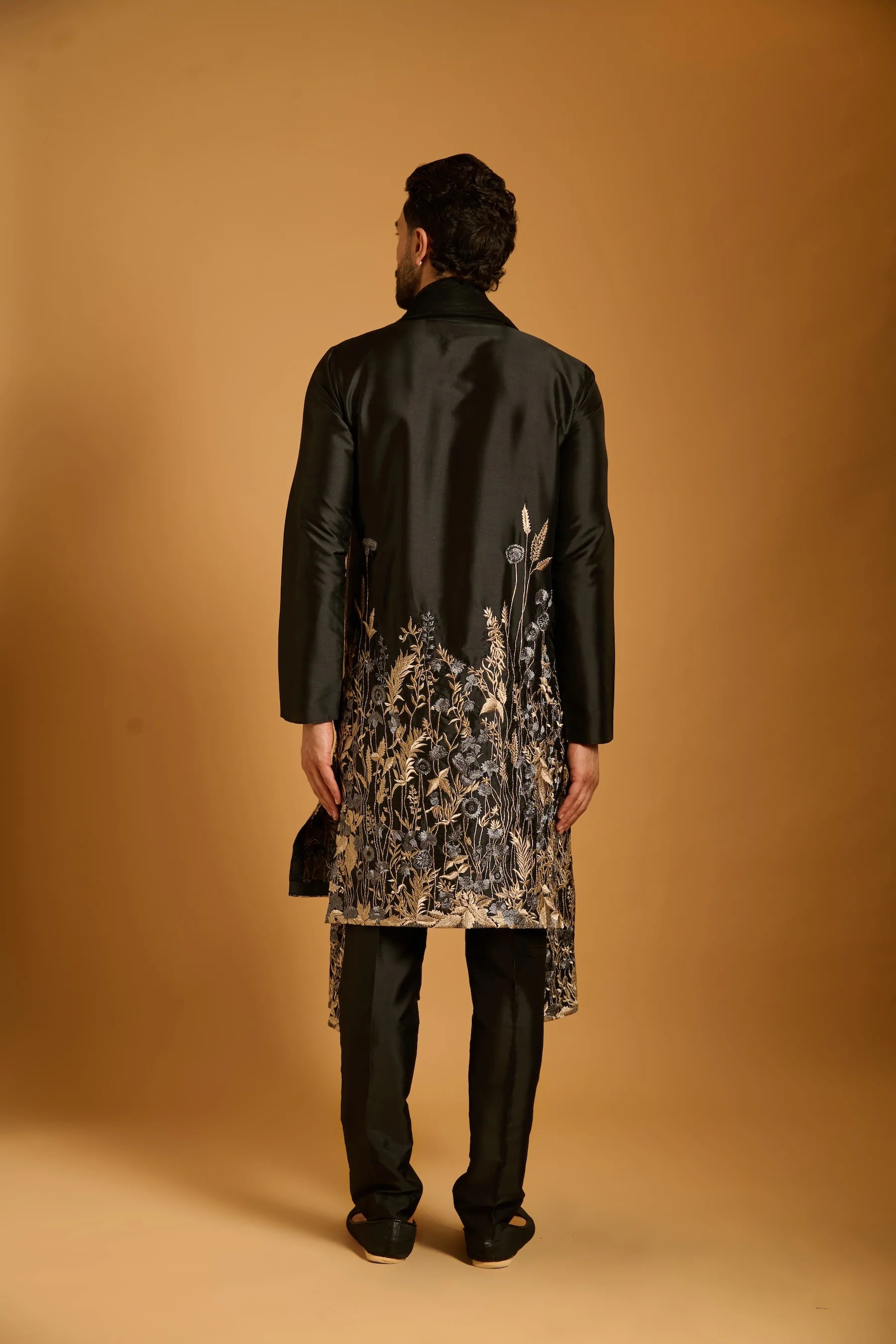 Trifecta black zari farmstead kurta