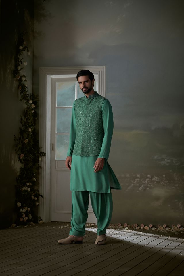 Kurta Salwar Bundi Jacket Set